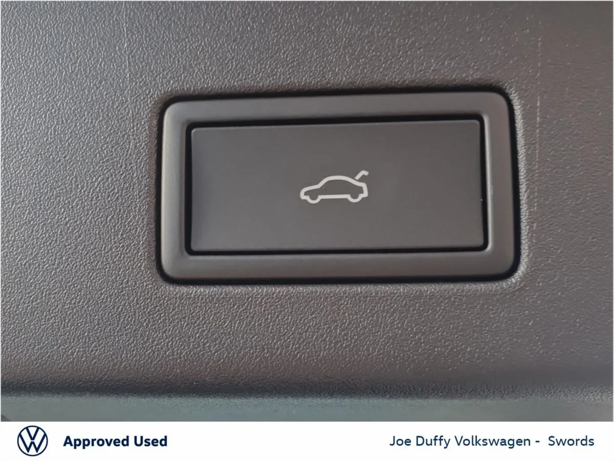 Volkswagen ID.5 Estate, Electric, 2026, White