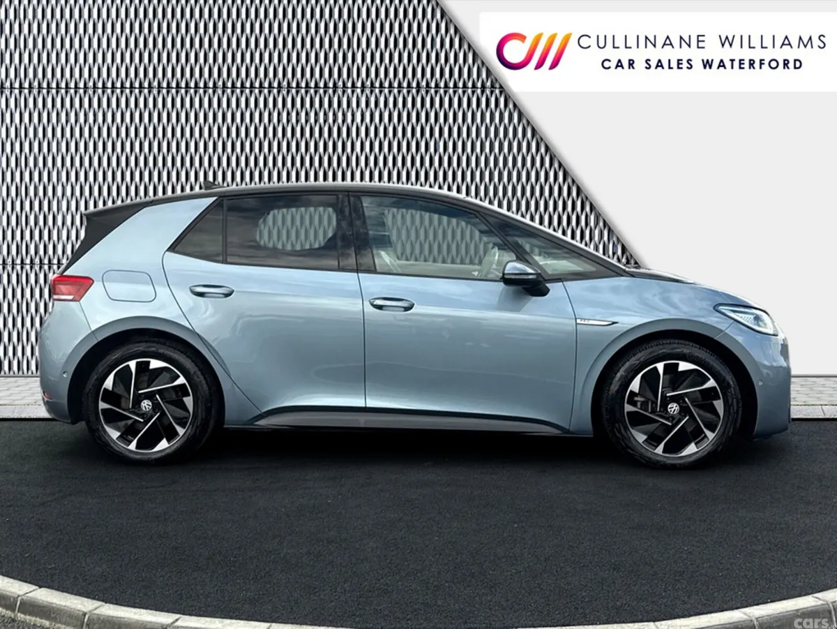 Volkswagen ID.3 Hatchback, Electric, 2022, Blue