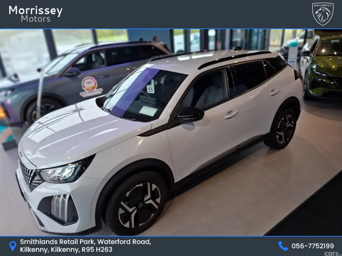 Peugeot 2008 MPV, Petrol, 2025, White
