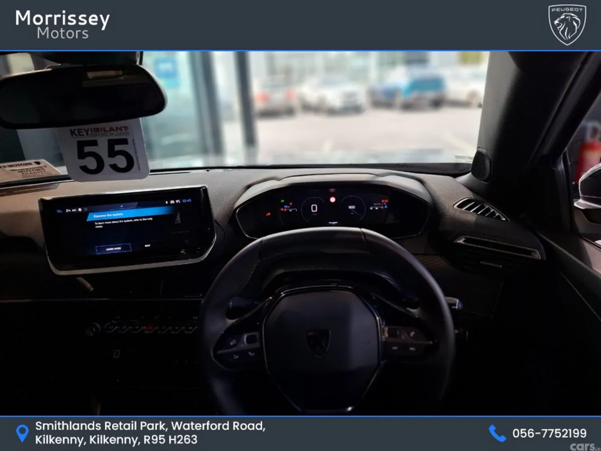 Peugeot 2008 MPV, Petrol, 2025, White