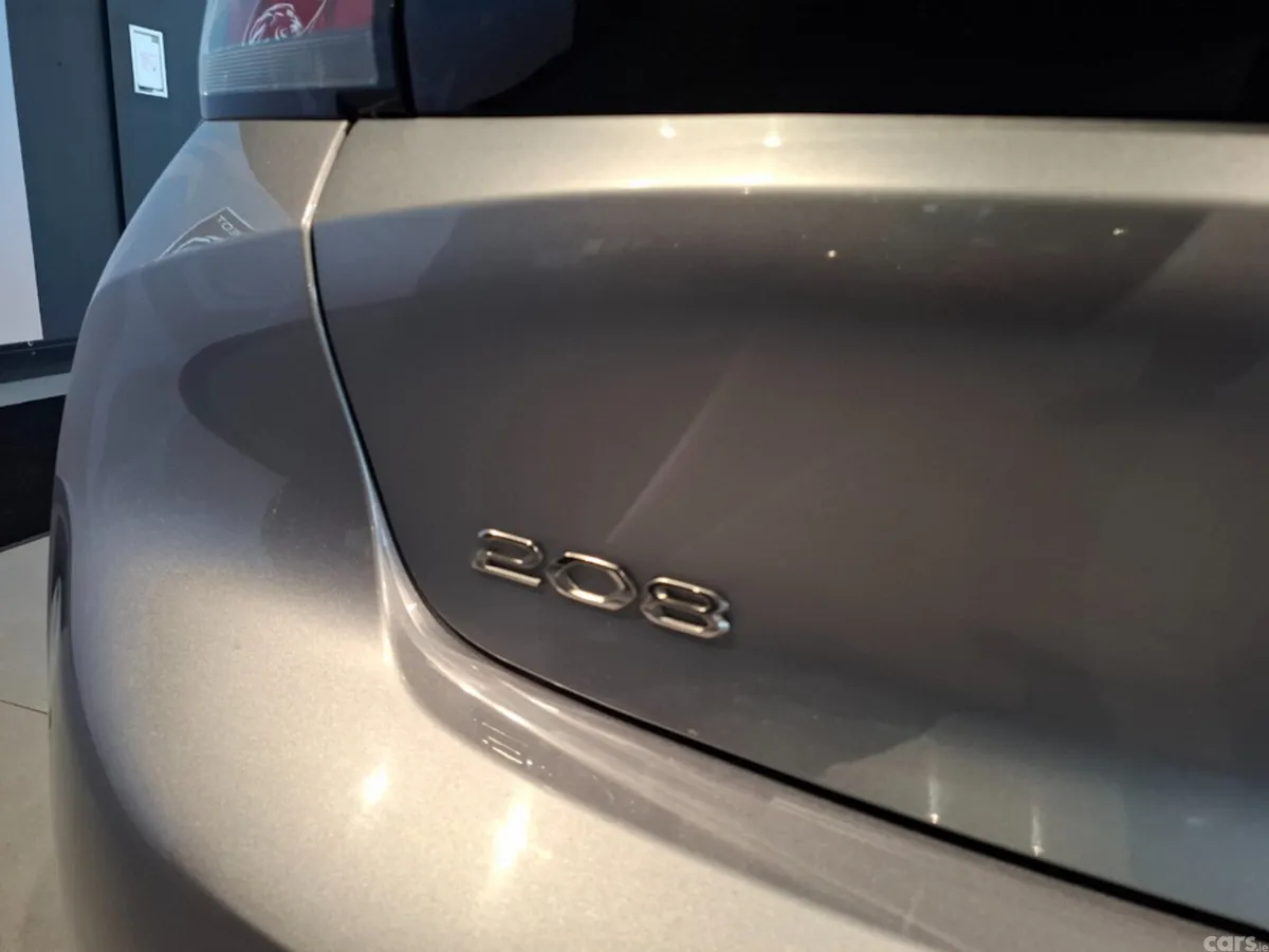 Peugeot 208 Hatchback, Petrol, 2023, Grey