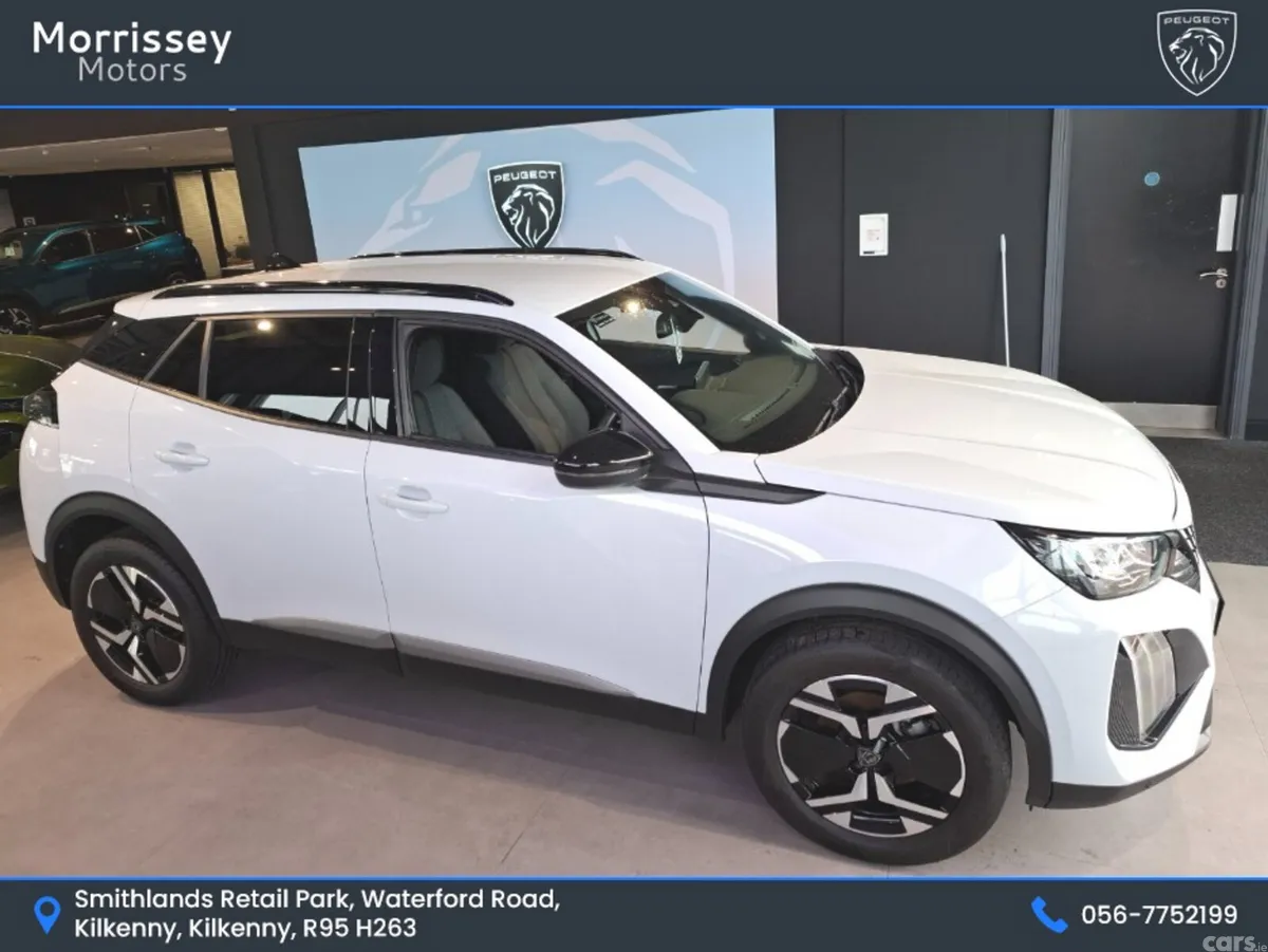 Peugeot 2008 MPV, Petrol, 2025, White