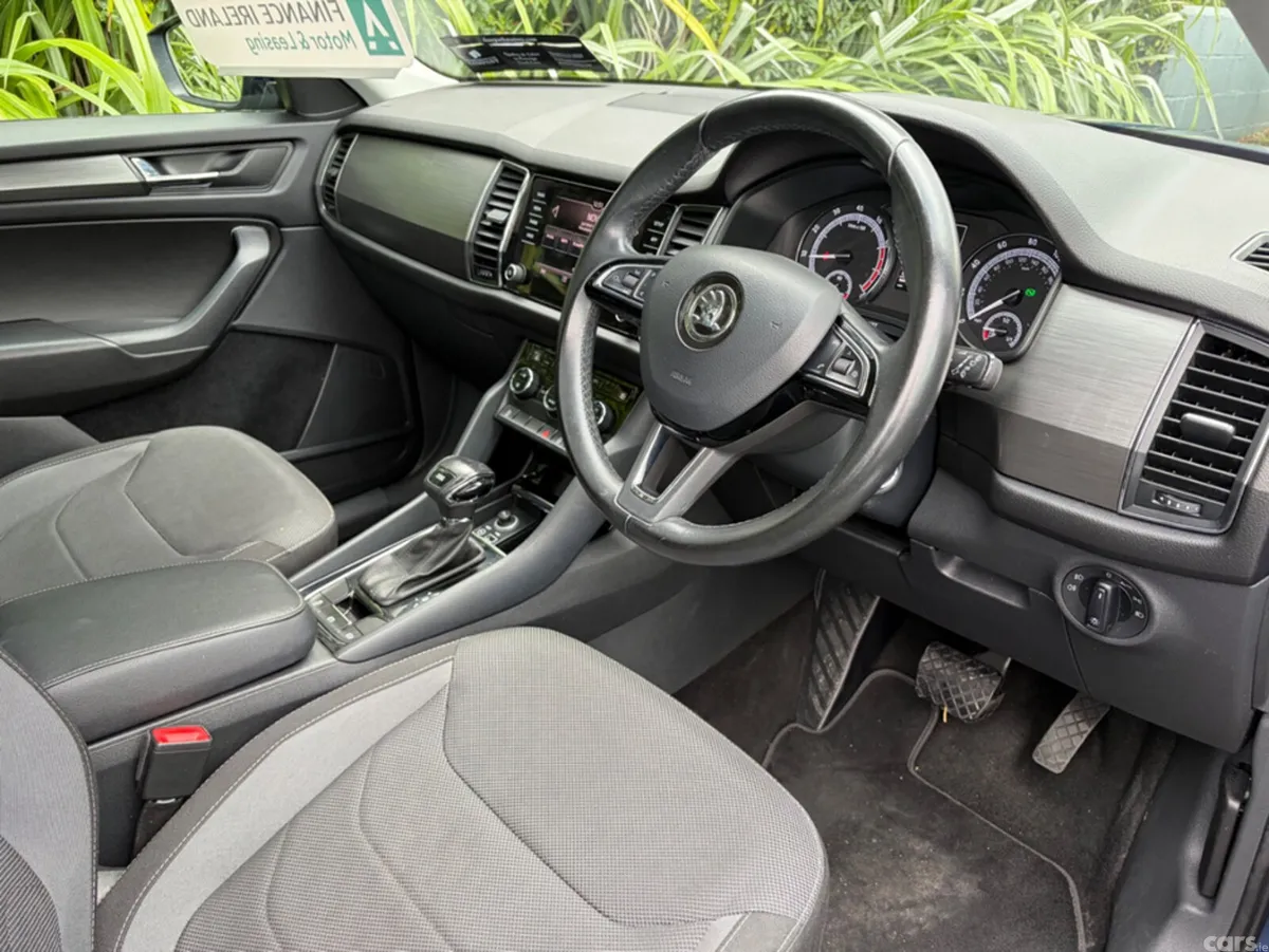 Skoda Kodiaq Estate, Petrol, 2017, Blue