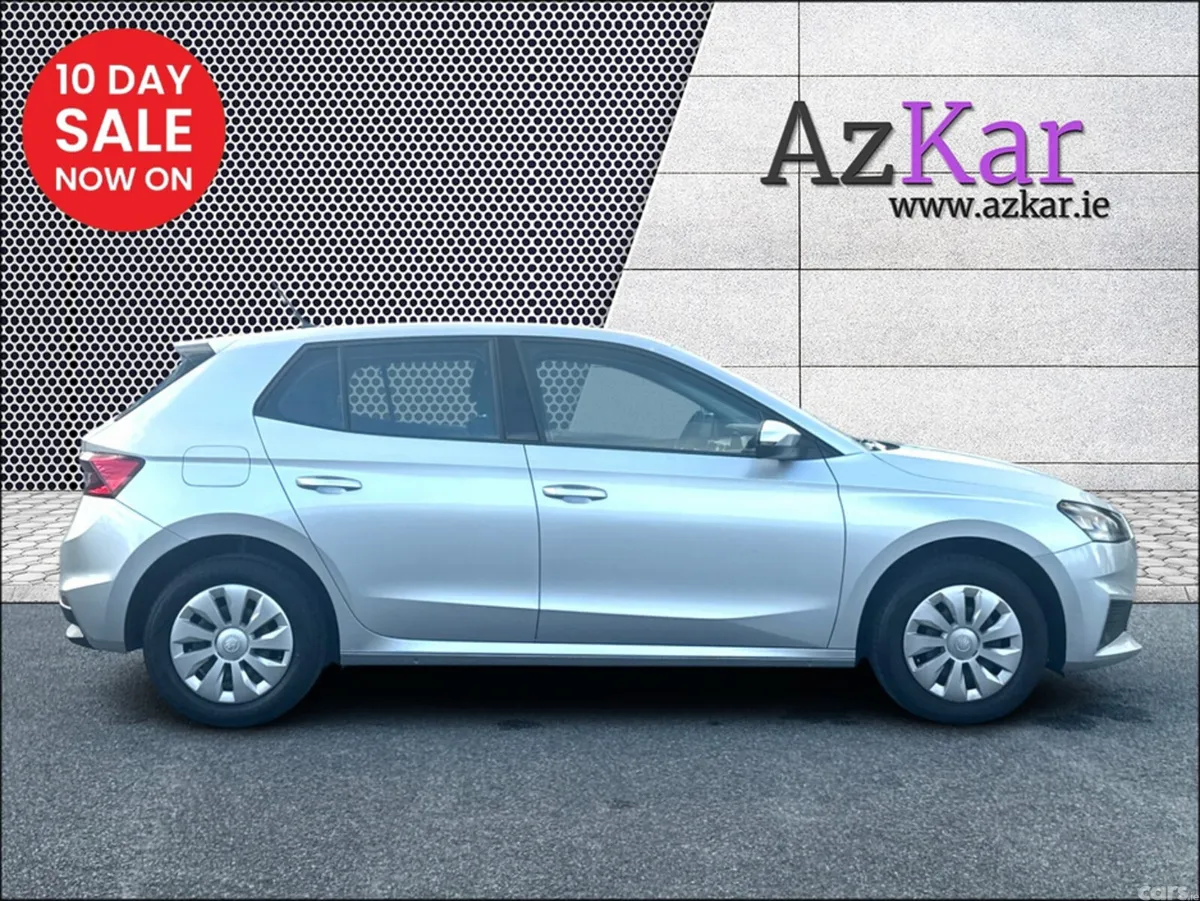Skoda Fabia Hatchback, Petrol, 2023, Grey