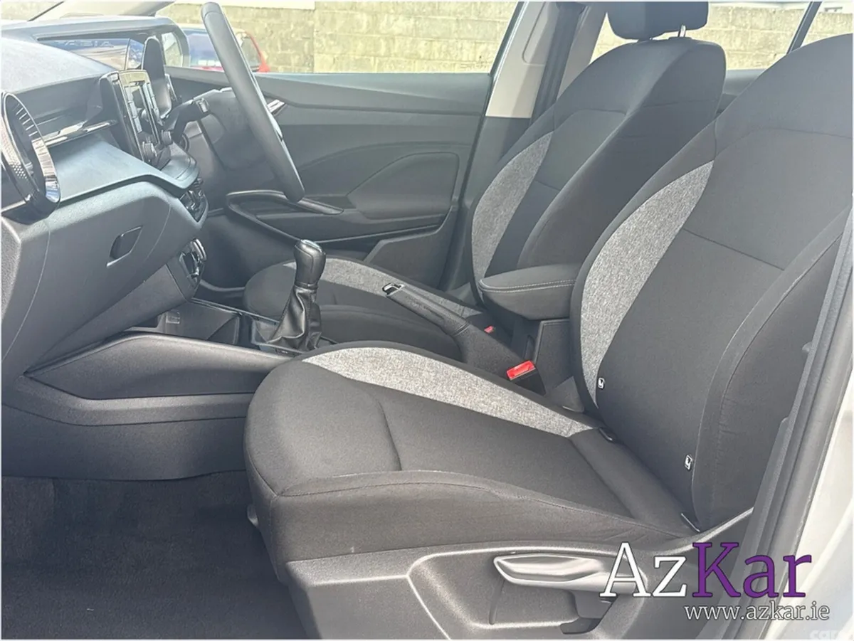 Skoda Fabia Hatchback, Petrol, 2023, Grey