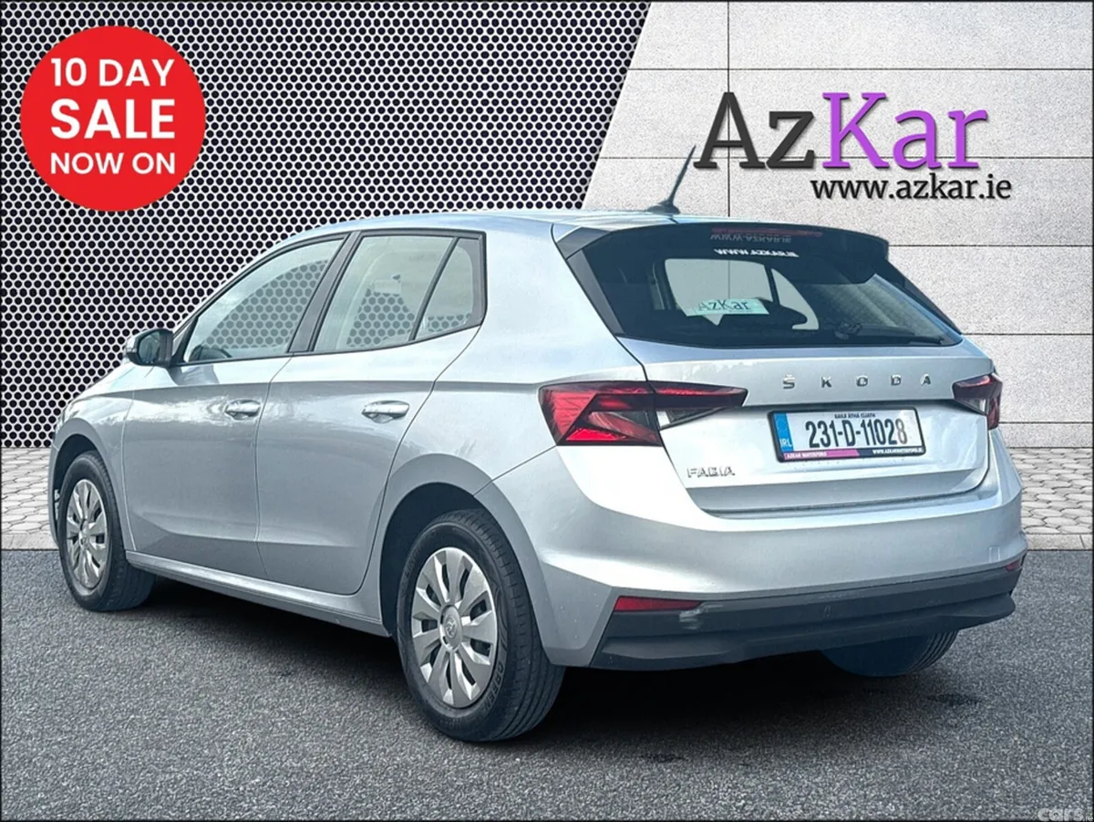 Skoda Fabia Hatchback, Petrol, 2023, Grey