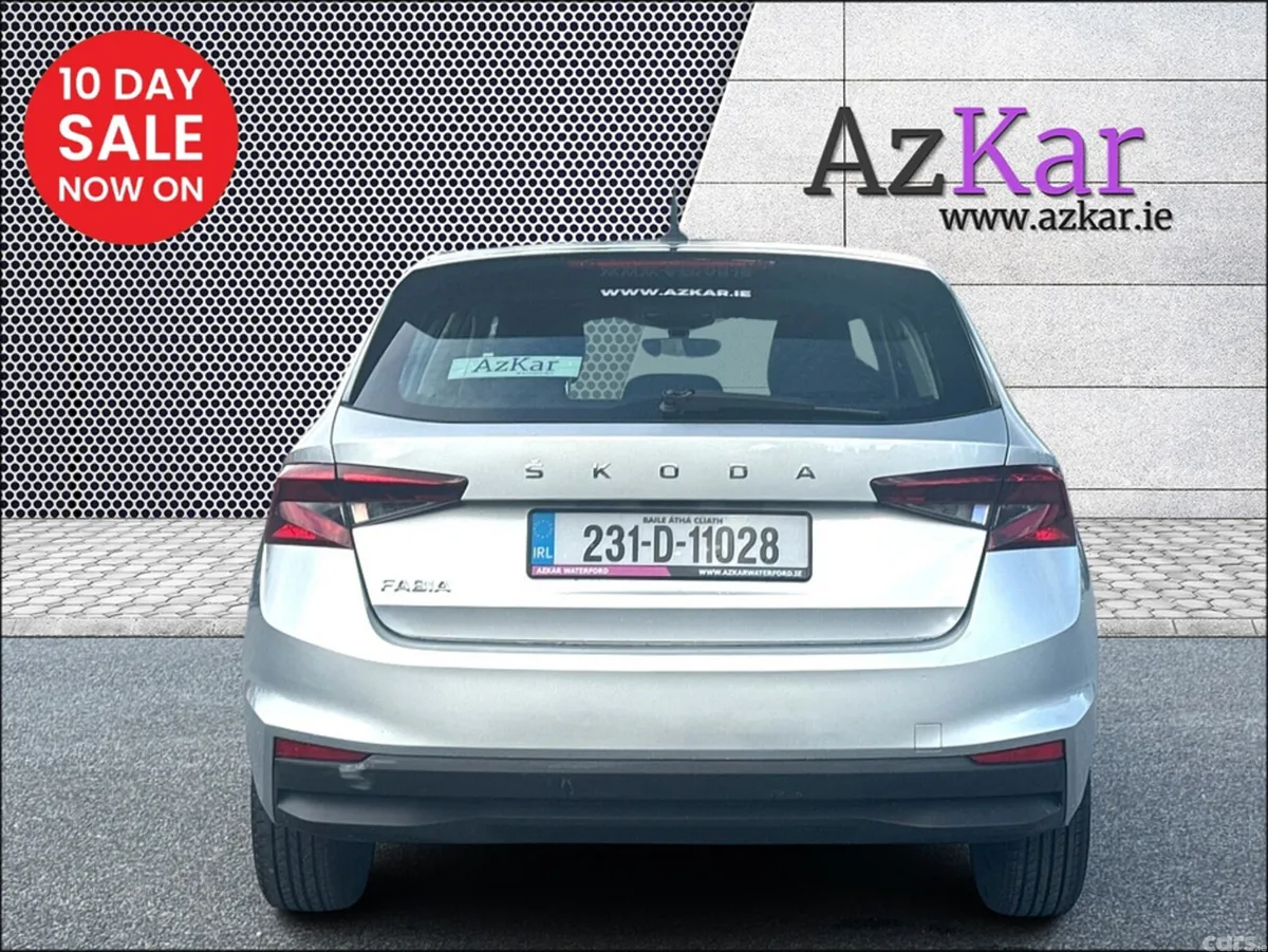 Skoda Fabia Hatchback, Petrol, 2023, Grey