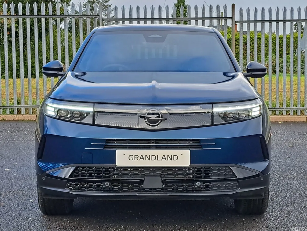 Opel Grandland SUV, Petrol Hybrid, 2027, Blue