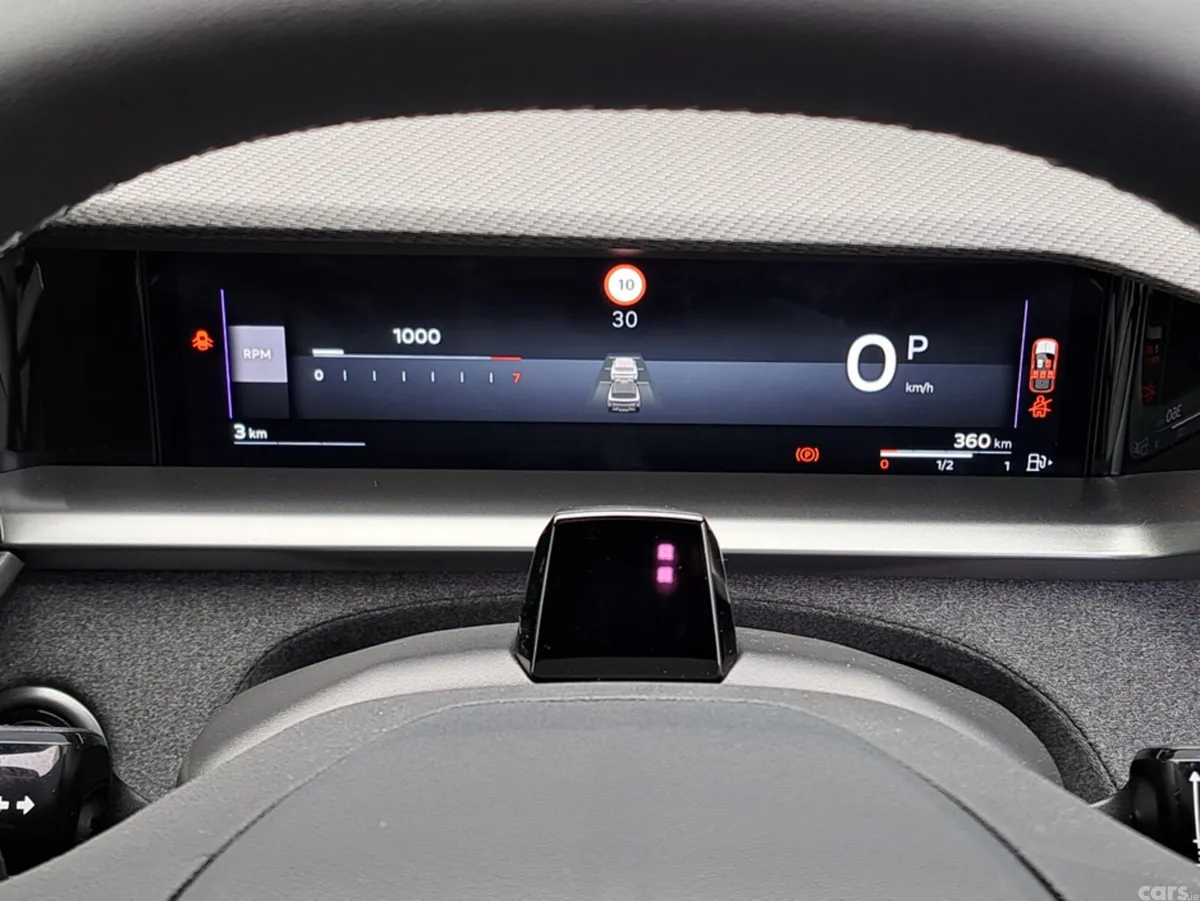 Opel Grandland SUV, Petrol Hybrid, 2027, Blue