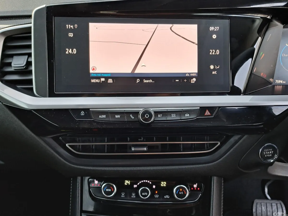Opel Grandland Hatchback, Petrol Hybrid, 2024, Grey