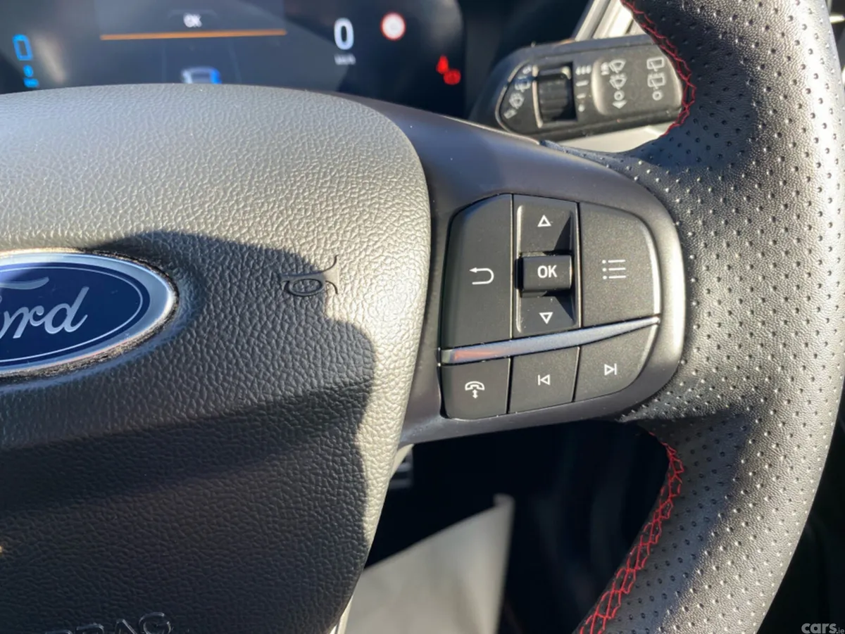 Ford Kuga MPV, Petrol Plug-in Hybrid, 2024, Grey