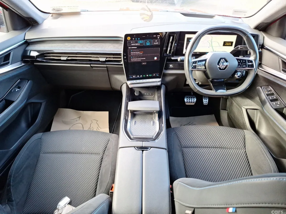 Renault Austral SUV, Petrol, 2024, Red