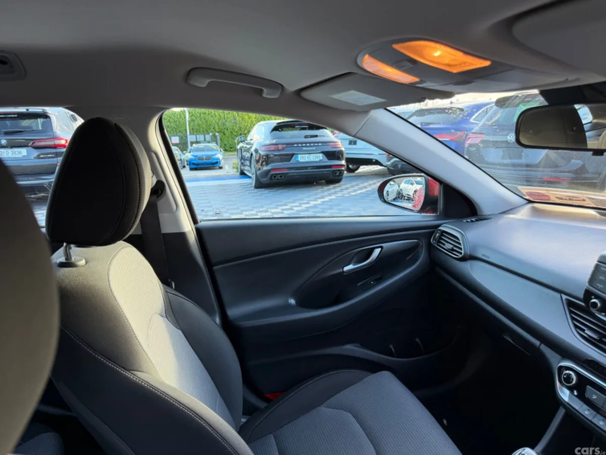 Hyundai i30 Estate, Diesel, 2018, Red