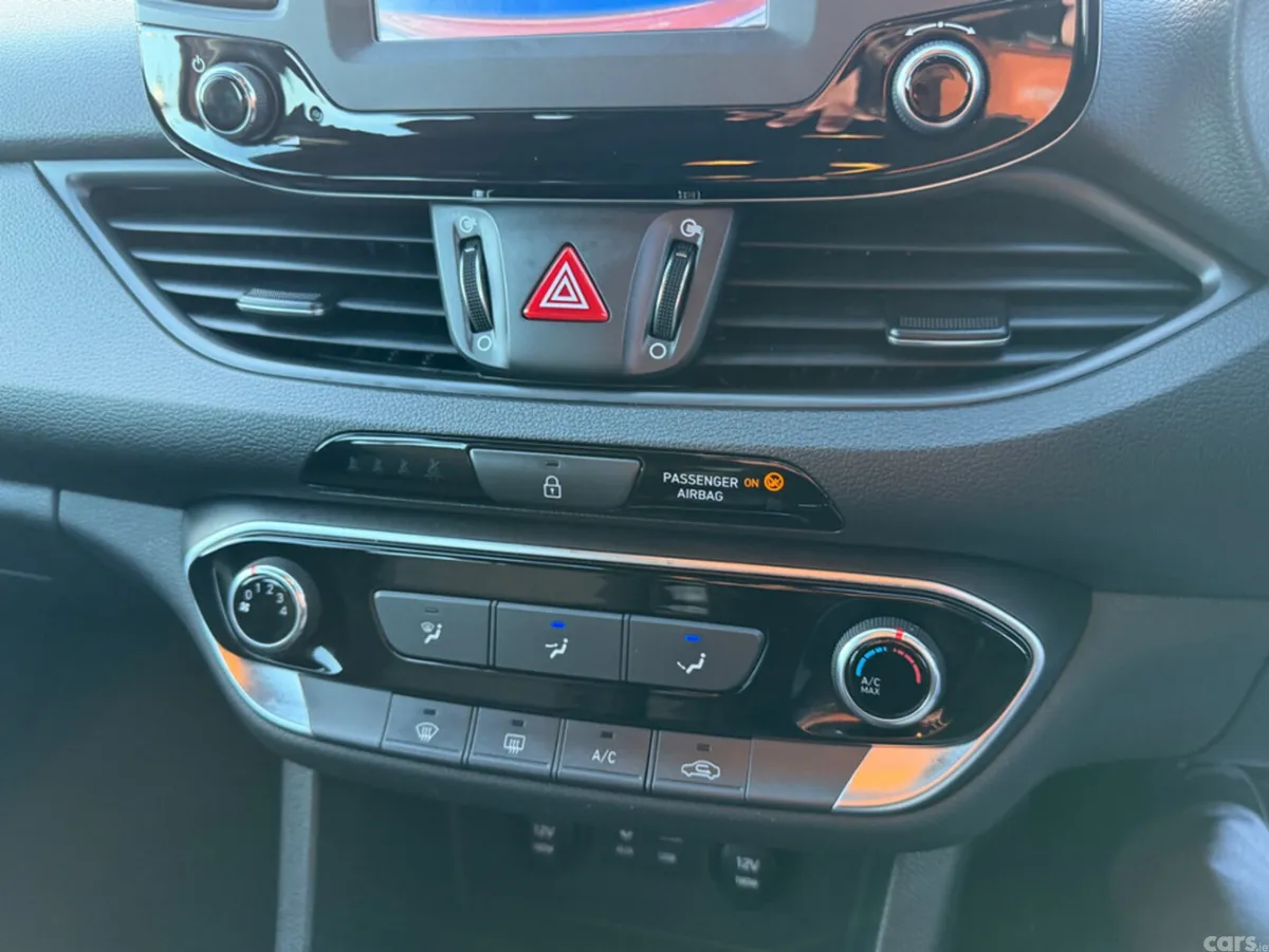 Hyundai i30 Estate, Diesel, 2018, Red