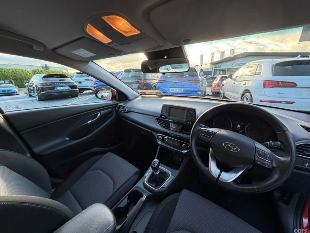 Hyundai i30 Estate, Diesel, 2018, Red
