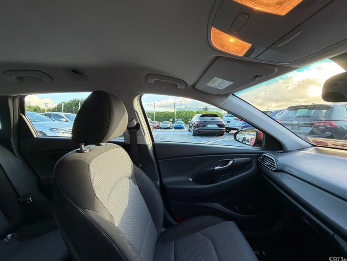 Hyundai i30 Estate, Diesel, 2018, Red
