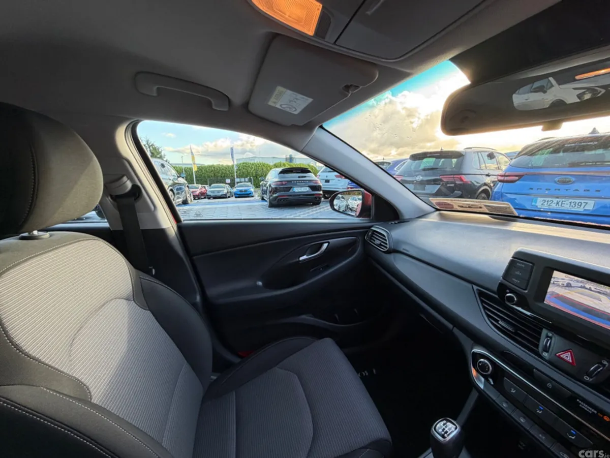Hyundai i30 Estate, Diesel, 2018, Red
