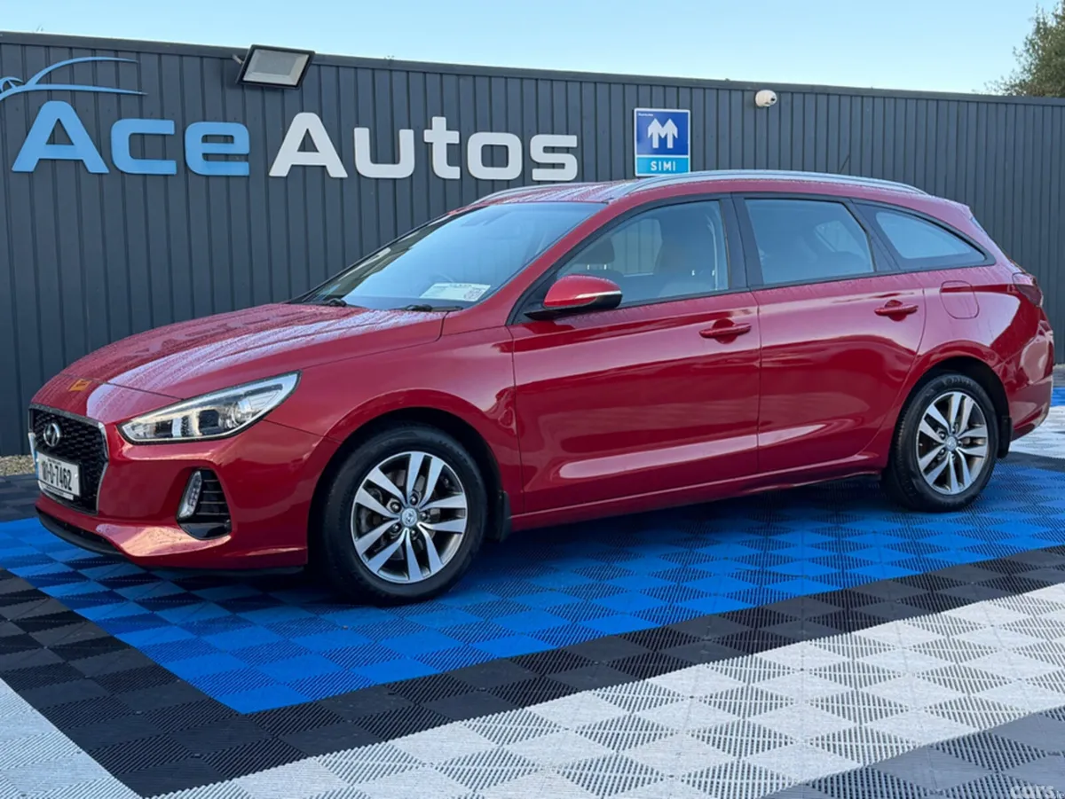 Hyundai i30 Estate, Diesel, 2018, Red
