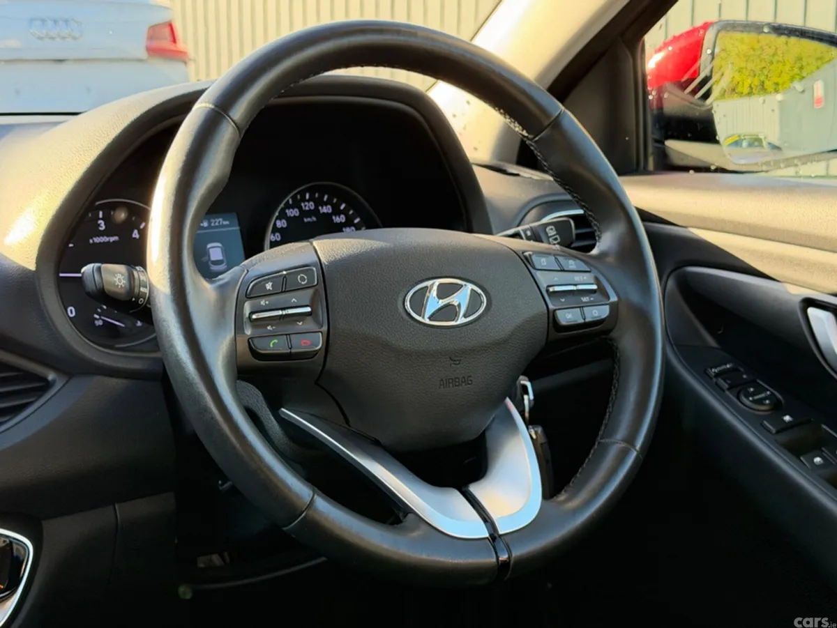 Hyundai i30 Estate, Diesel, 2018, Red