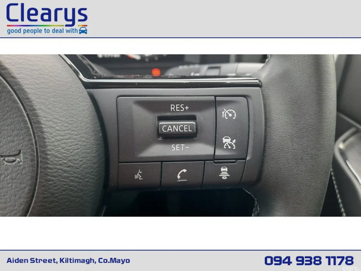Nissan Qashqai MPV, Petrol Hybrid, 2024, White