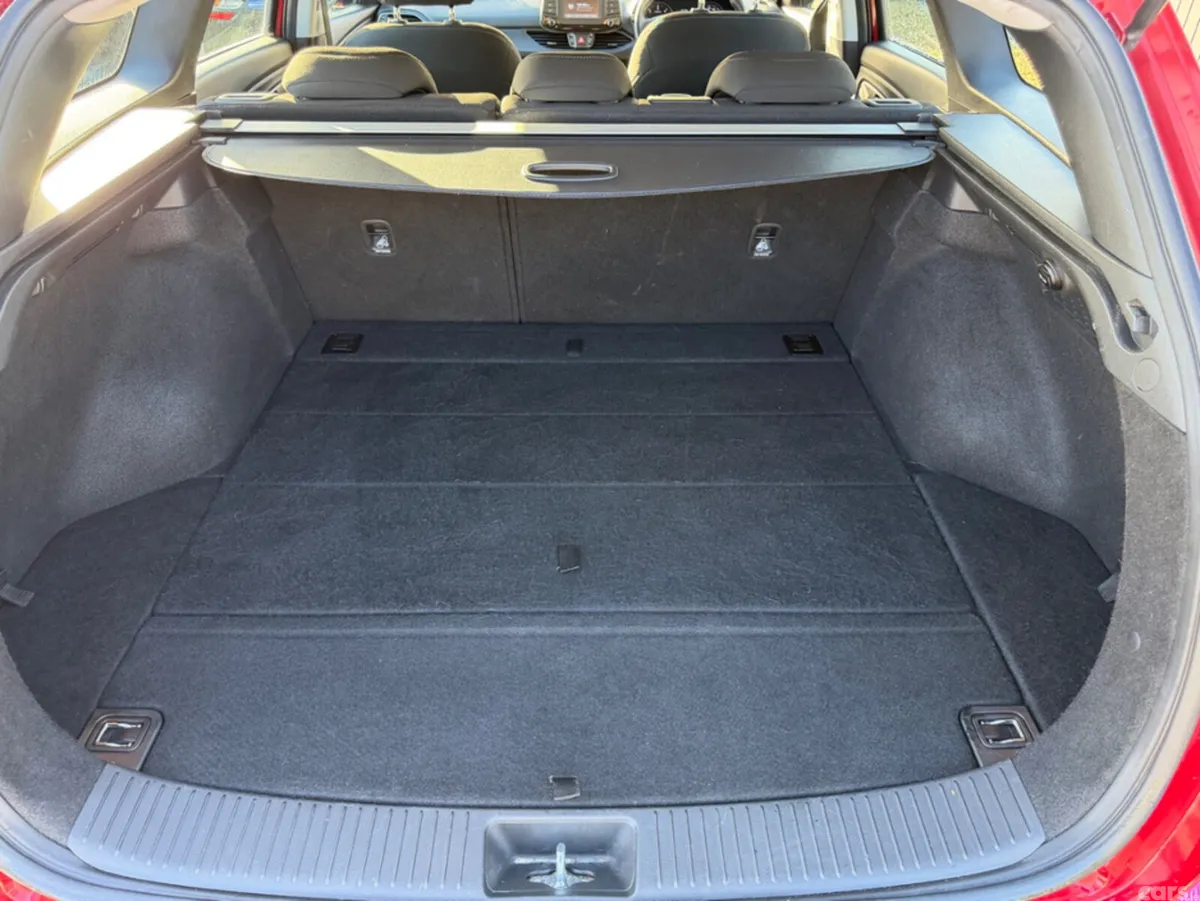 Hyundai i30 Estate, Diesel, 2018, Red