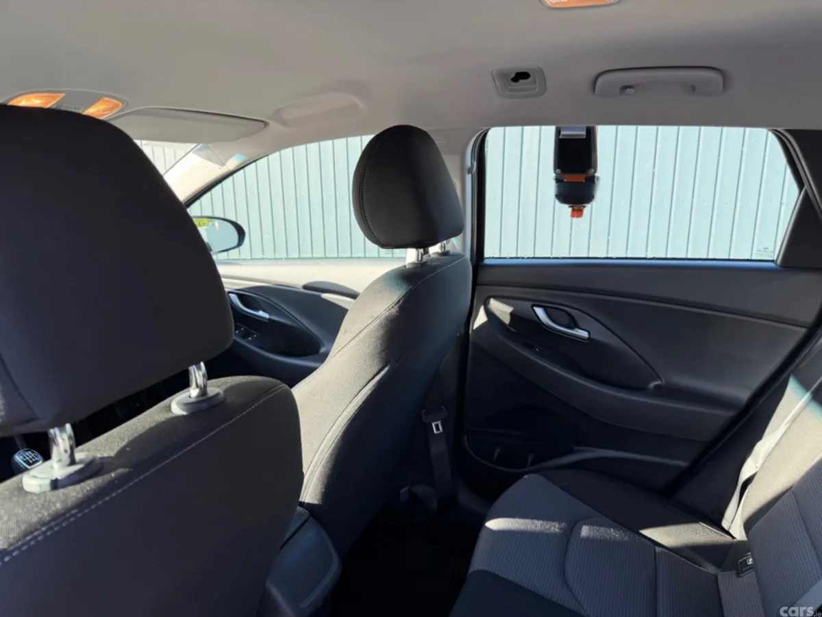Hyundai i30 Estate, Diesel, 2018, Red