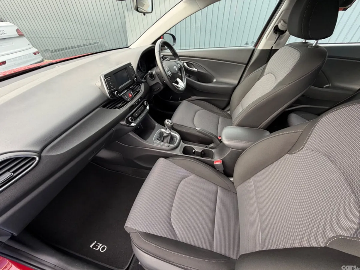 Hyundai i30 Estate, Diesel, 2018, Red