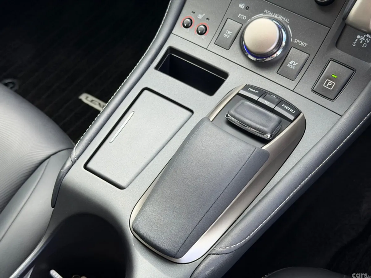 Lexus CT Hatchback, Petrol Hybrid, 2020, Blue