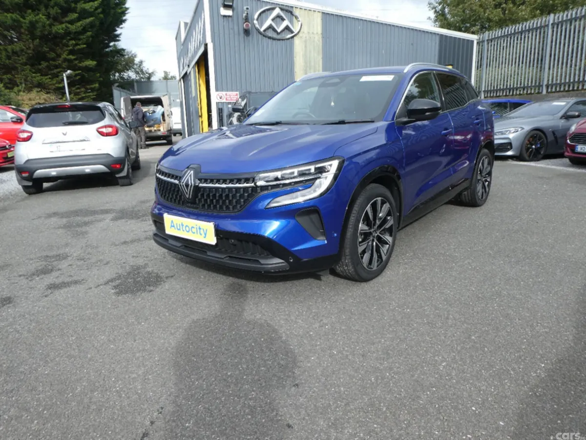 Renault Austral SUV, Petrol, 2024, Blue