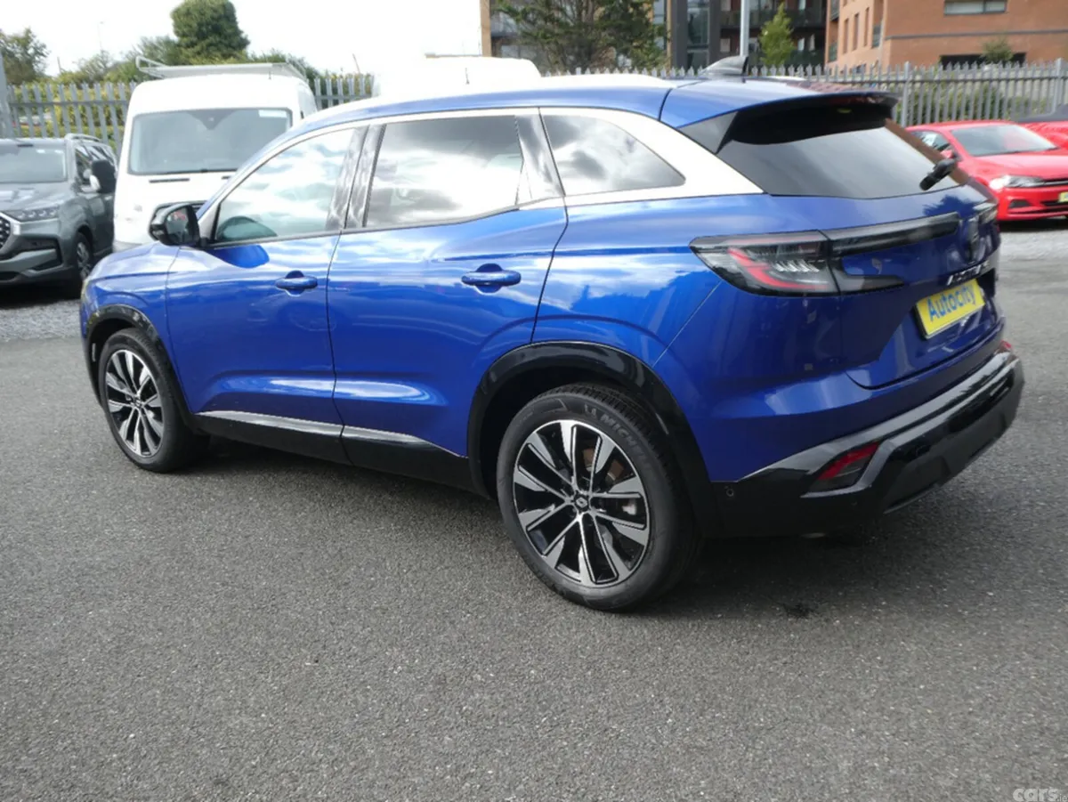 Renault Austral SUV, Petrol, 2024, Blue