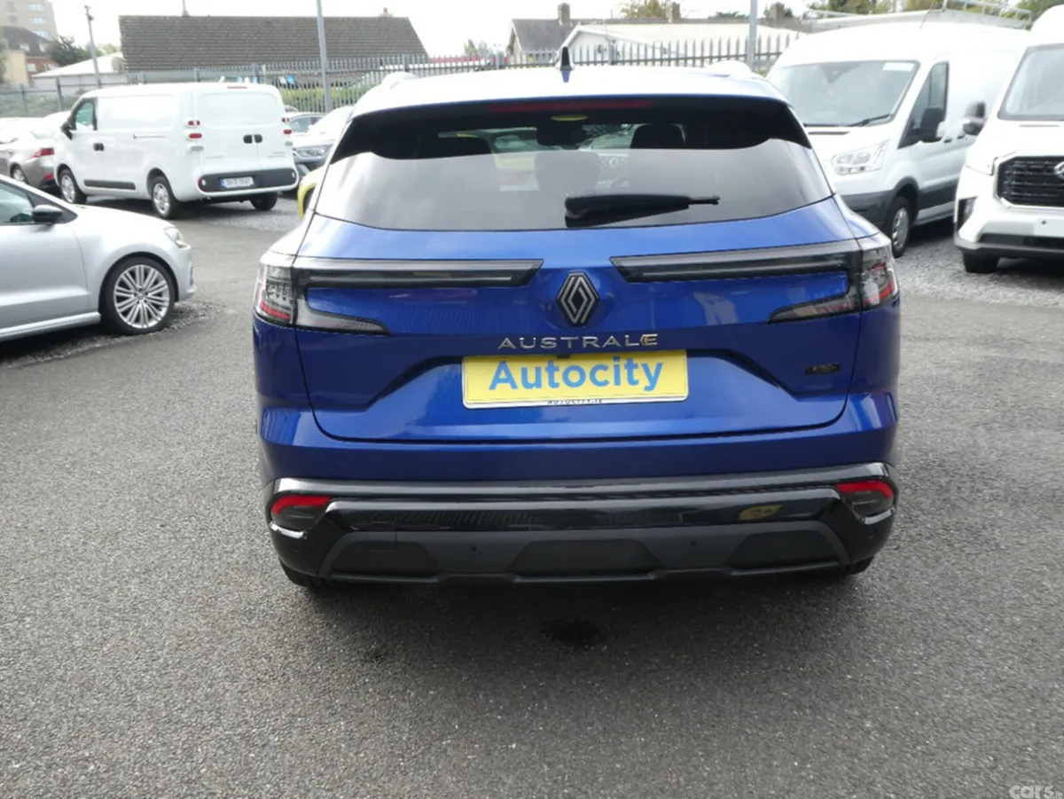Renault Austral SUV, Petrol, 2024, Blue