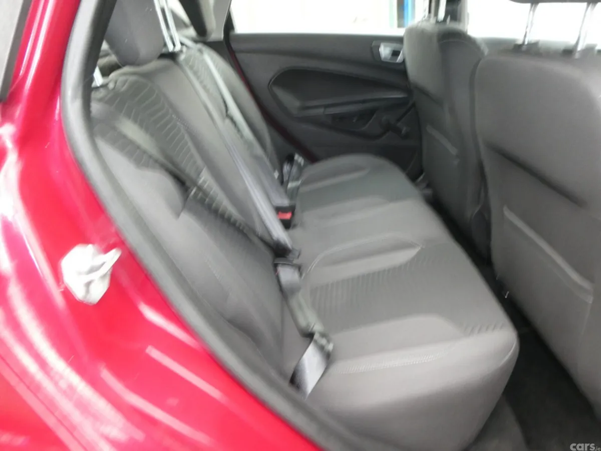 Ford Fiesta Hatchback, Petrol, 2014, Red