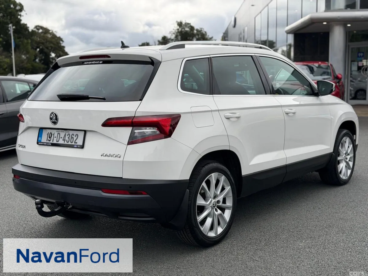 Skoda Karoq SUV, Diesel, 2019, White