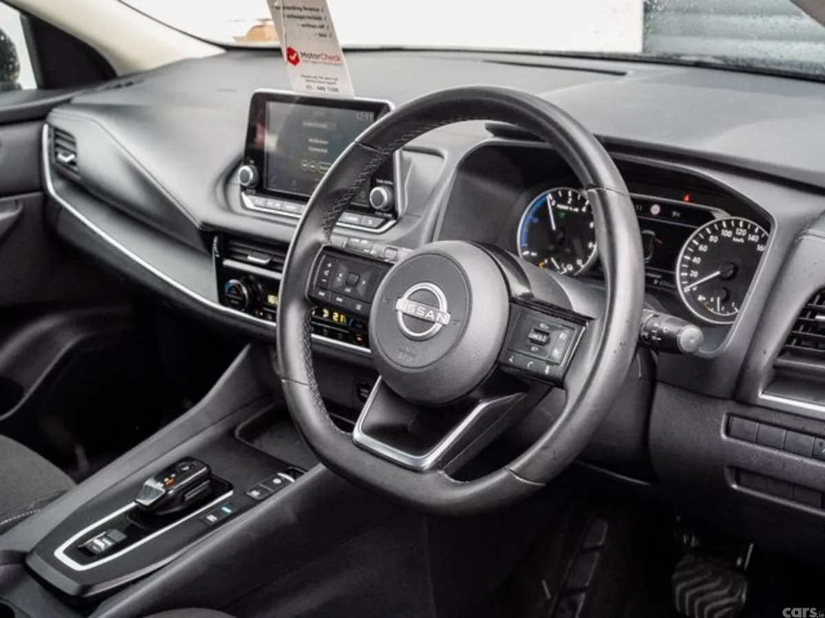 Nissan Qashqai MPV, Petrol, 2024, Black