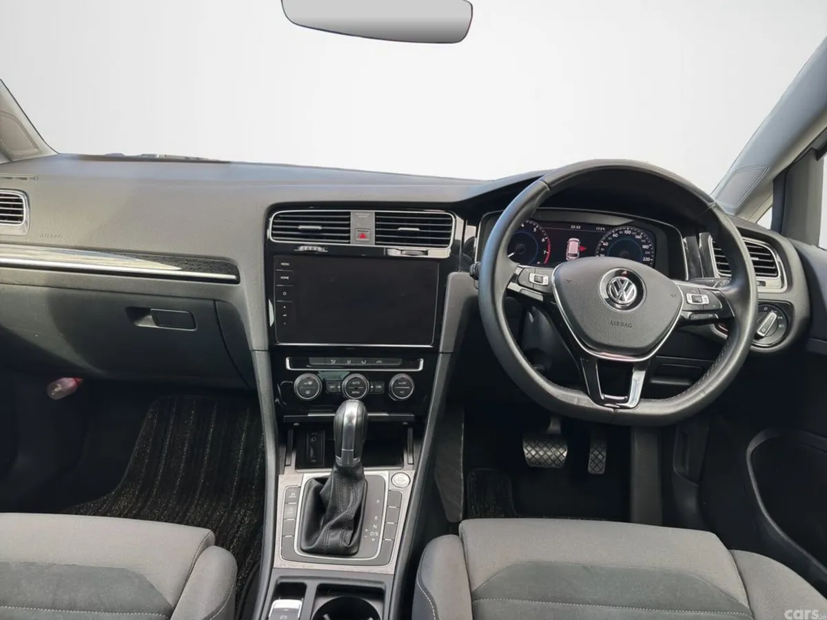 Volkswagen Golf Hatchback, Petrol, 2018, White
