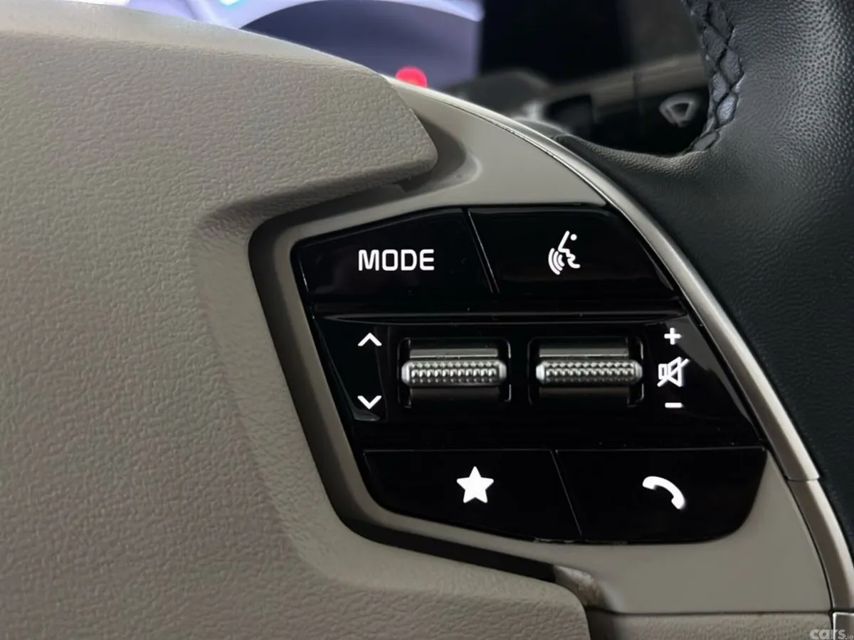 Kia EV6 MPV, Electric, 2022, Grey