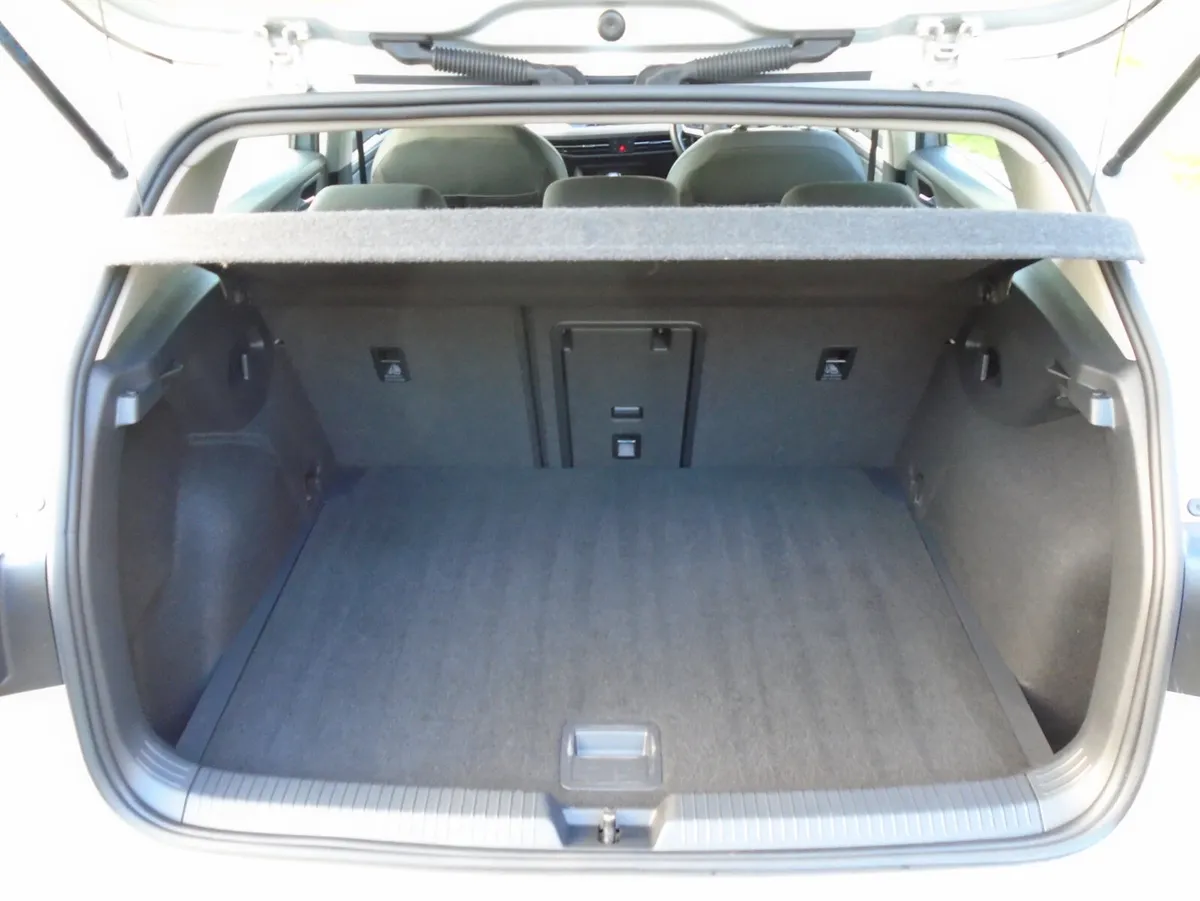 Volkswagen Golf Hatchback, Diesel, 2021, Grey