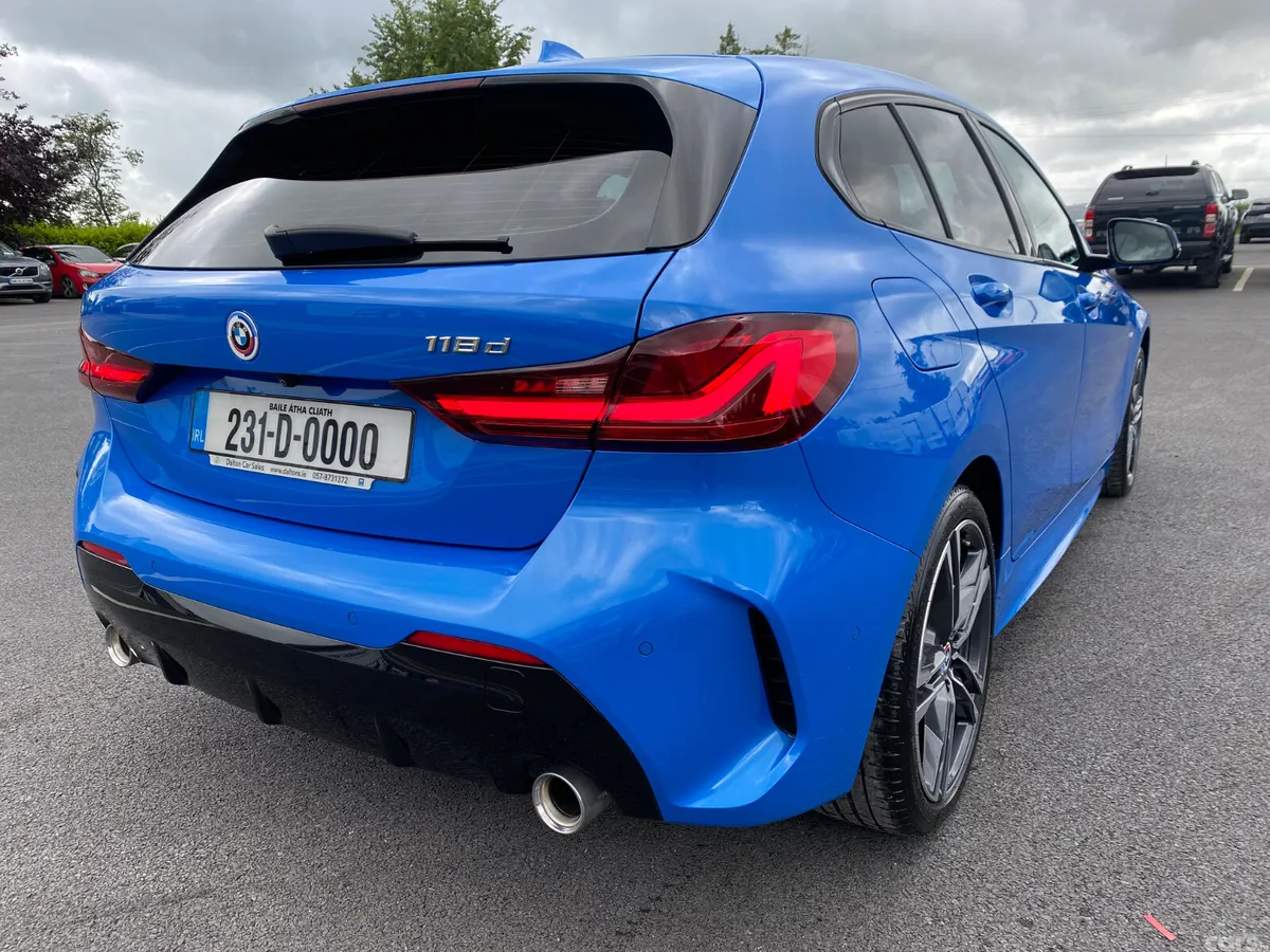 BMW 1-Series Hatchback, Diesel, 2023, Blue