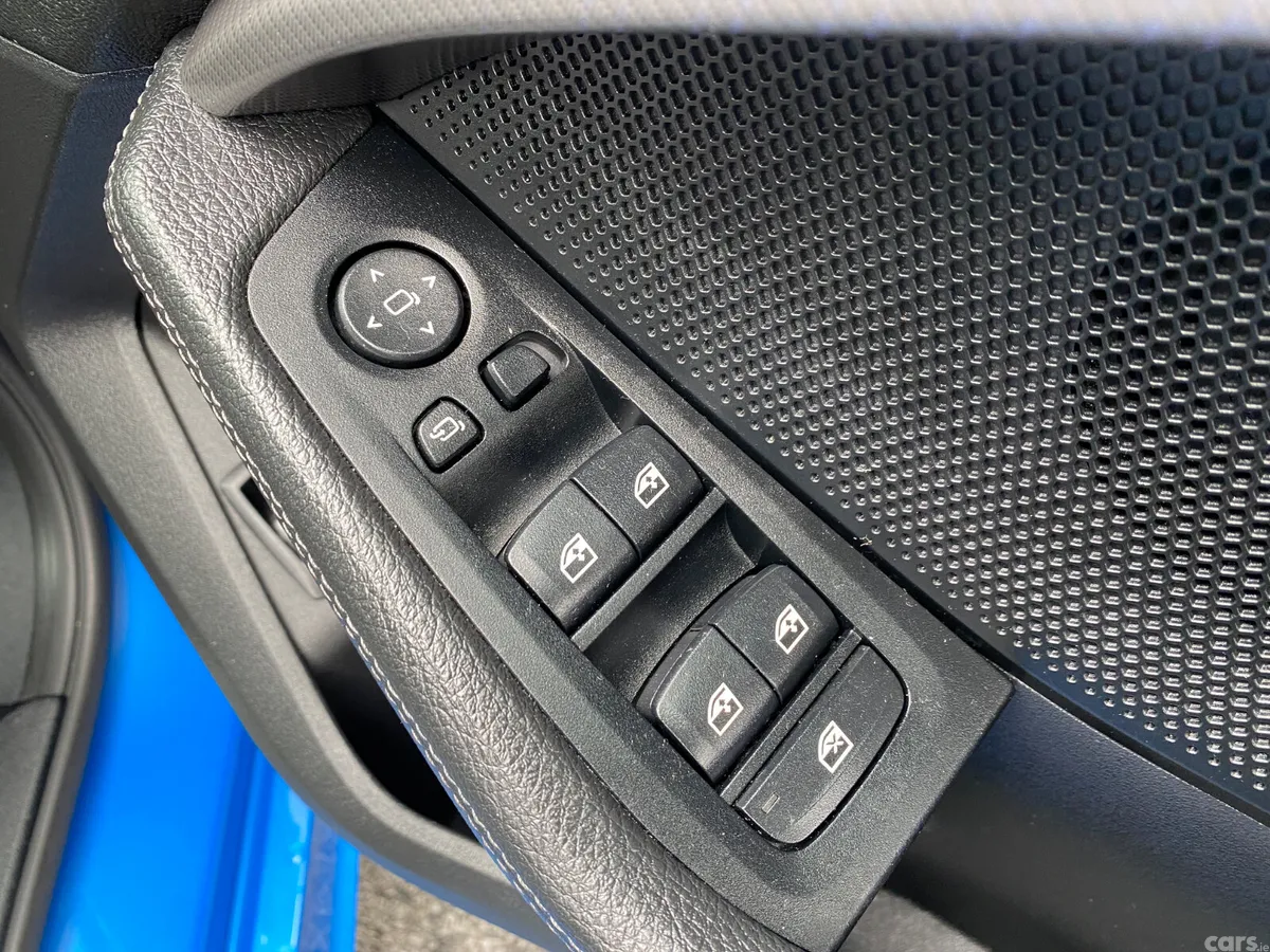 BMW 1-Series Hatchback, Diesel, 2023, Blue