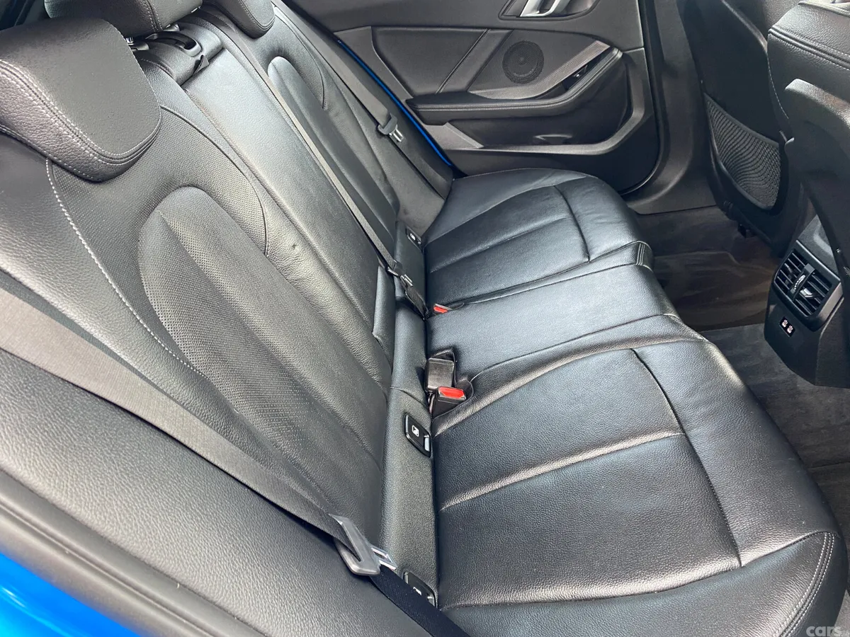 BMW 1-Series Hatchback, Diesel, 2023, Blue