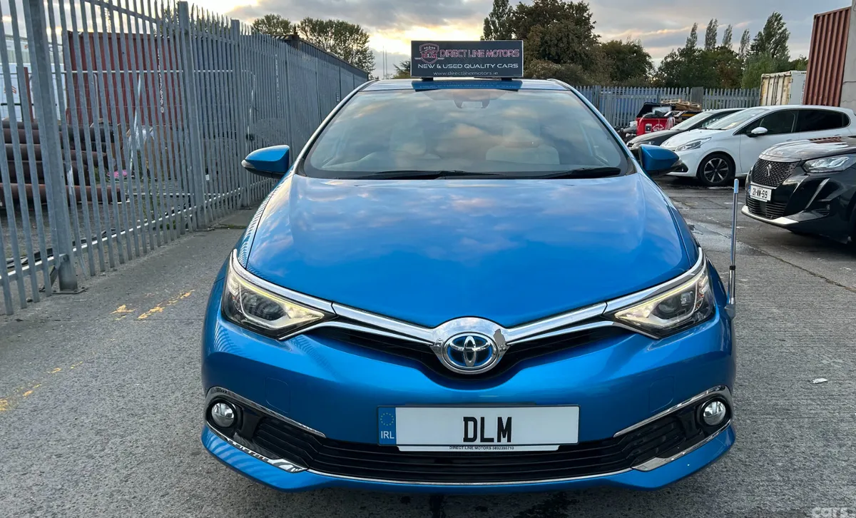 Toyota Auris Hatchback, Petrol Hybrid, 2017, Blue