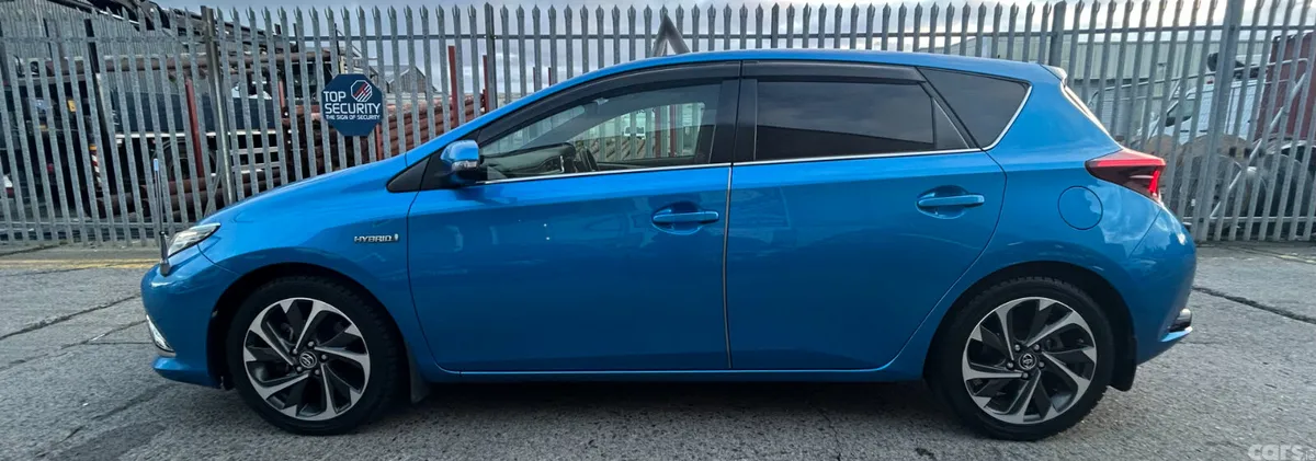 Toyota Auris Hatchback, Petrol Hybrid, 2017, Blue