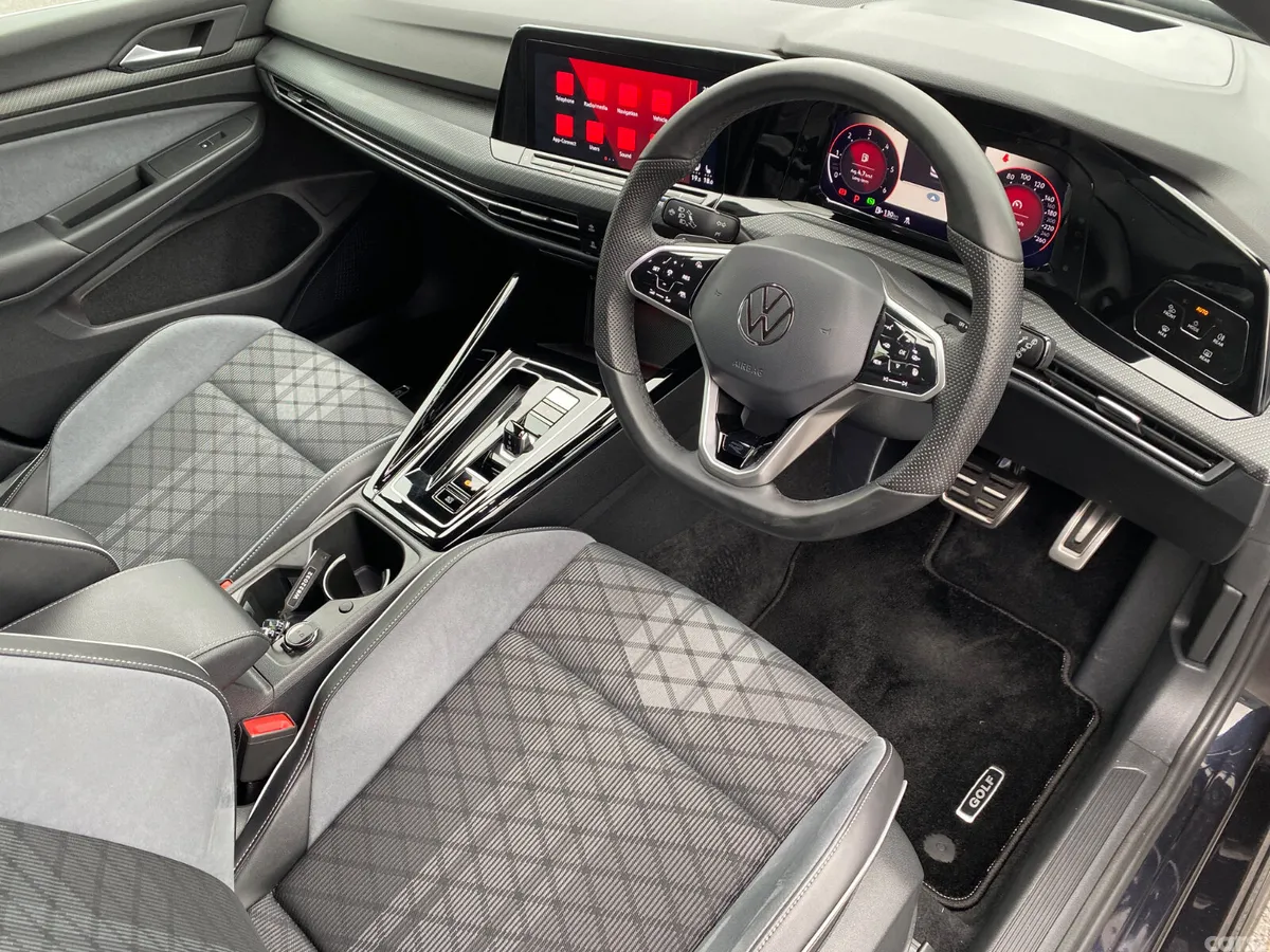 Volkswagen Golf Estate, Diesel, 2024, Black