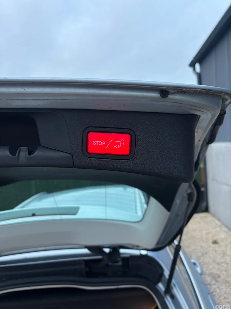 Mercedes-Benz C-Class Estate, Petrol Plug-in Hybrid, 2016, Silver