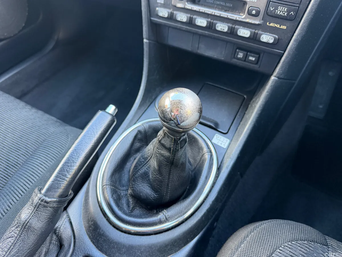 Lexus IS Saloon, Petrol, 2002, Silver