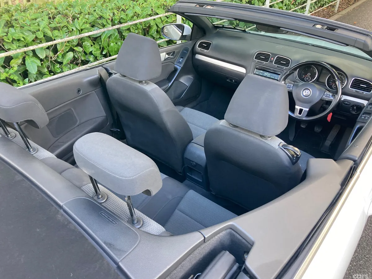 Volkswagen Golf Convertible, Diesel, 2012, White