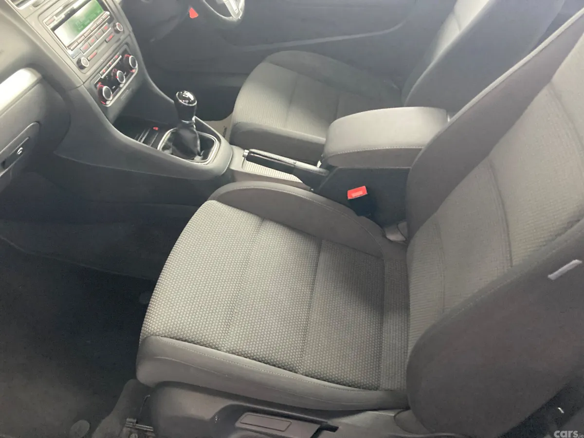 Volkswagen Golf Convertible, Diesel, 2012, White