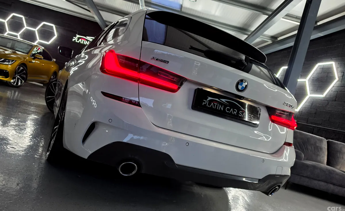BMW 3-Series Estate, Diesel, 2020, White