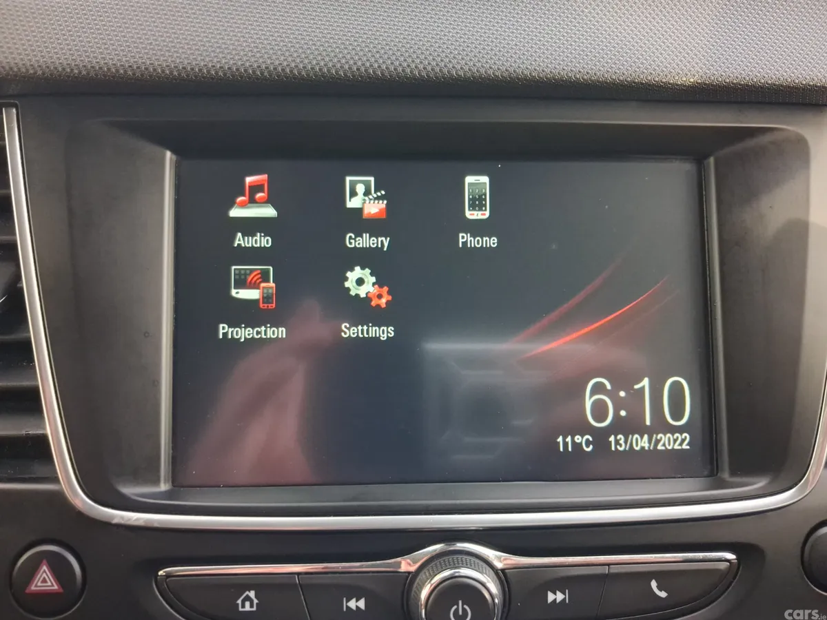 Opel Crossland SUV, Diesel, 2022, Grey