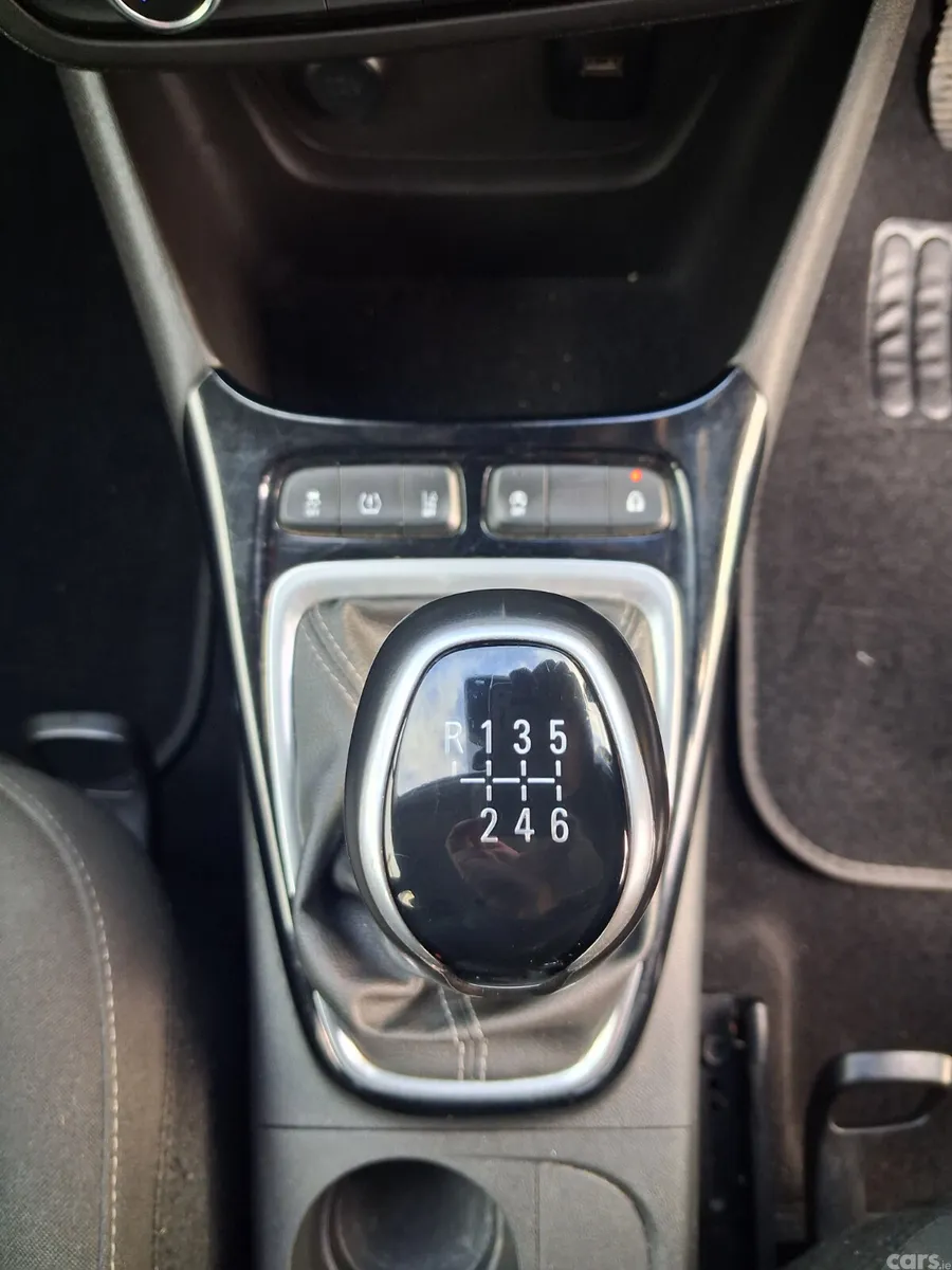 Opel Crossland SUV, Diesel, 2022, Grey
